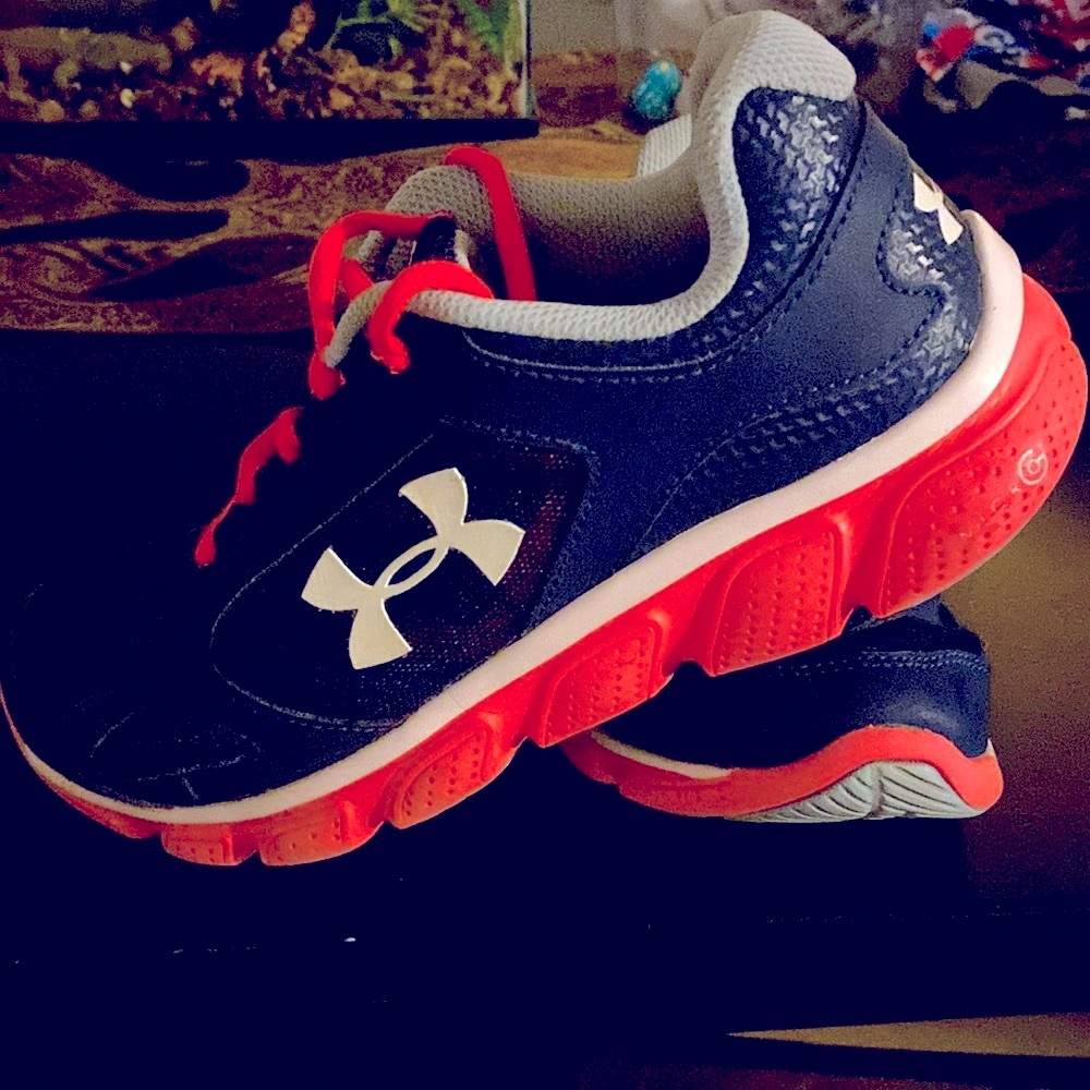 Navy Blue & Pink Under Armour Tennis shoes.